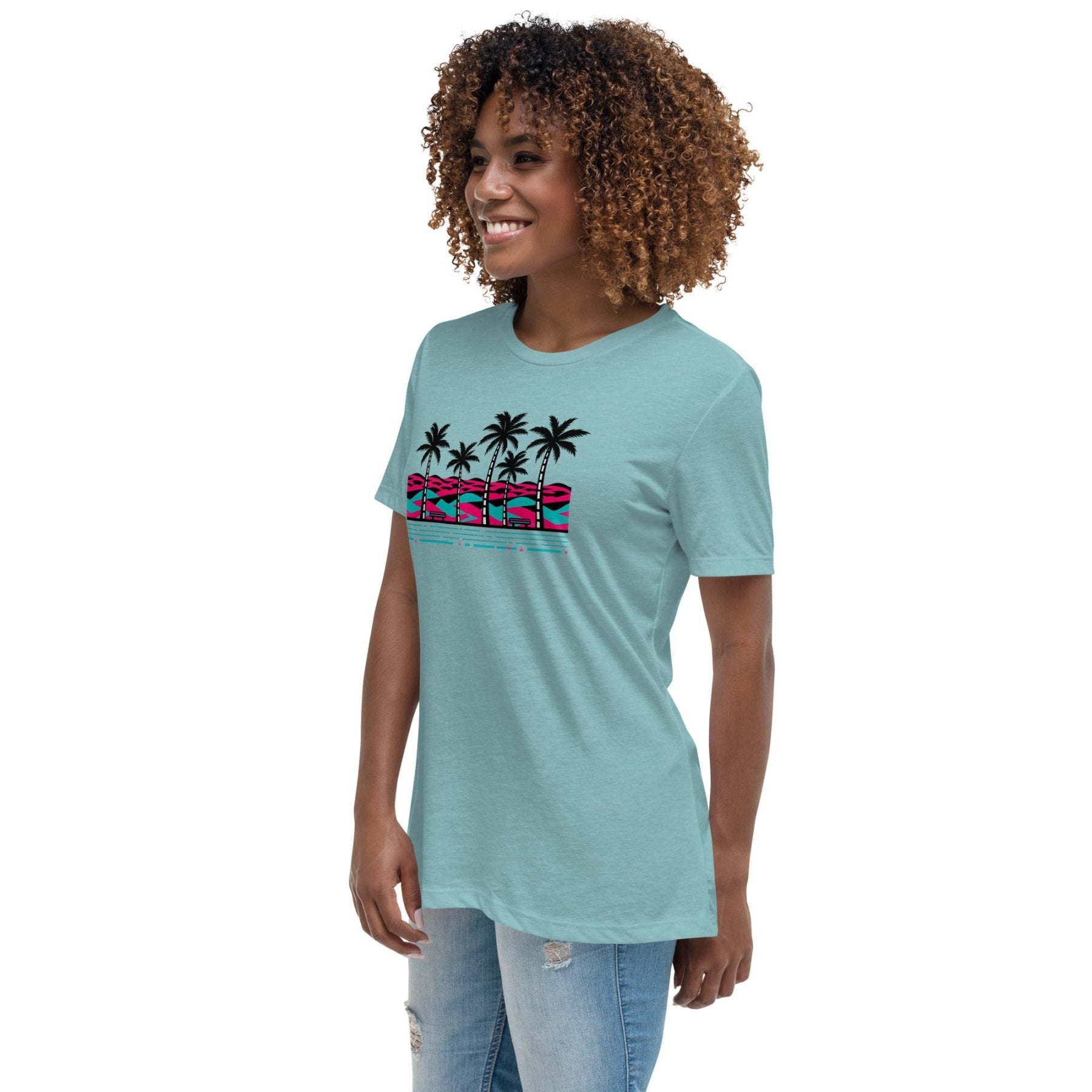 VFG Women's Relaxed T-Shirt - Vital glow fit