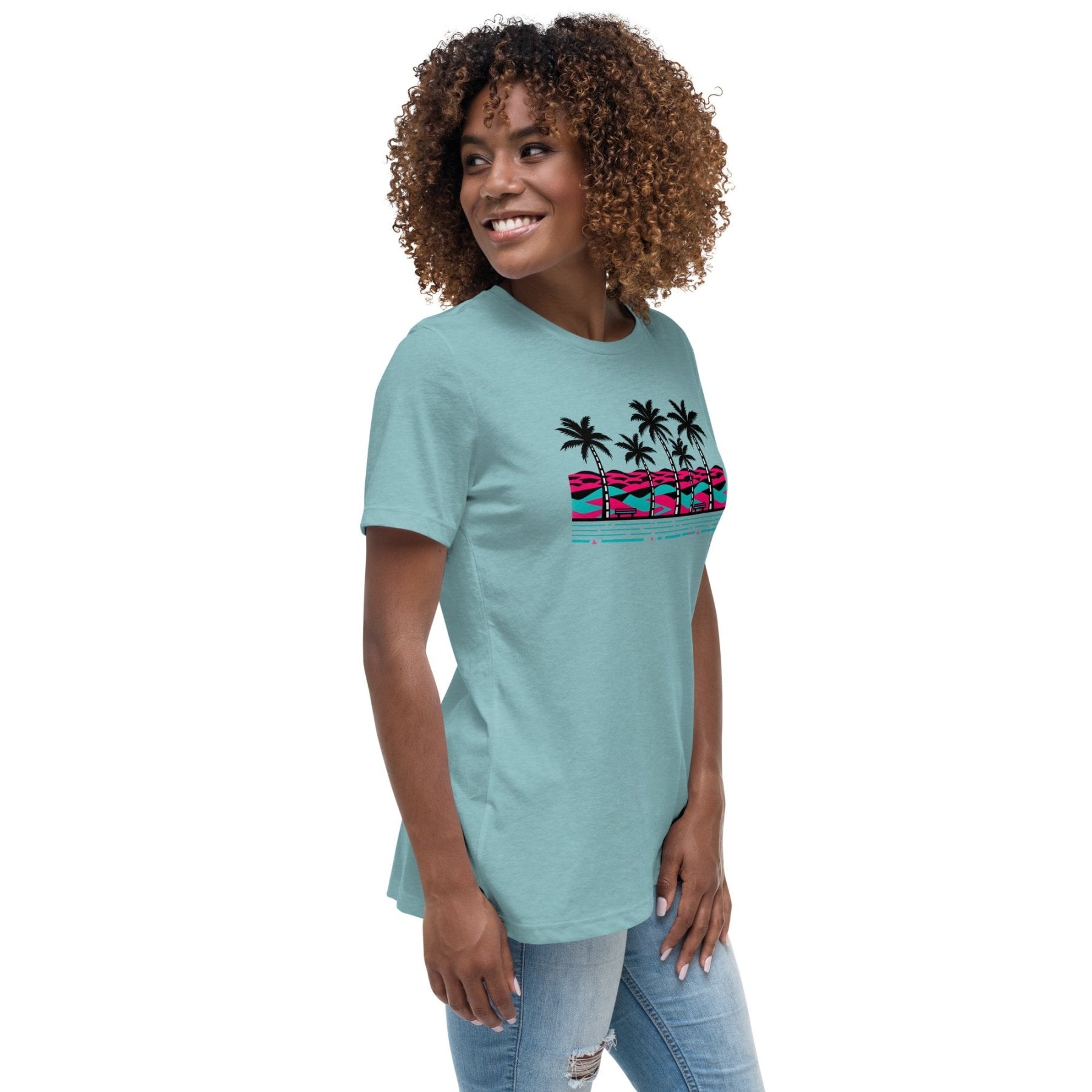 VFG Women's Relaxed T-Shirt - Vital glow fit