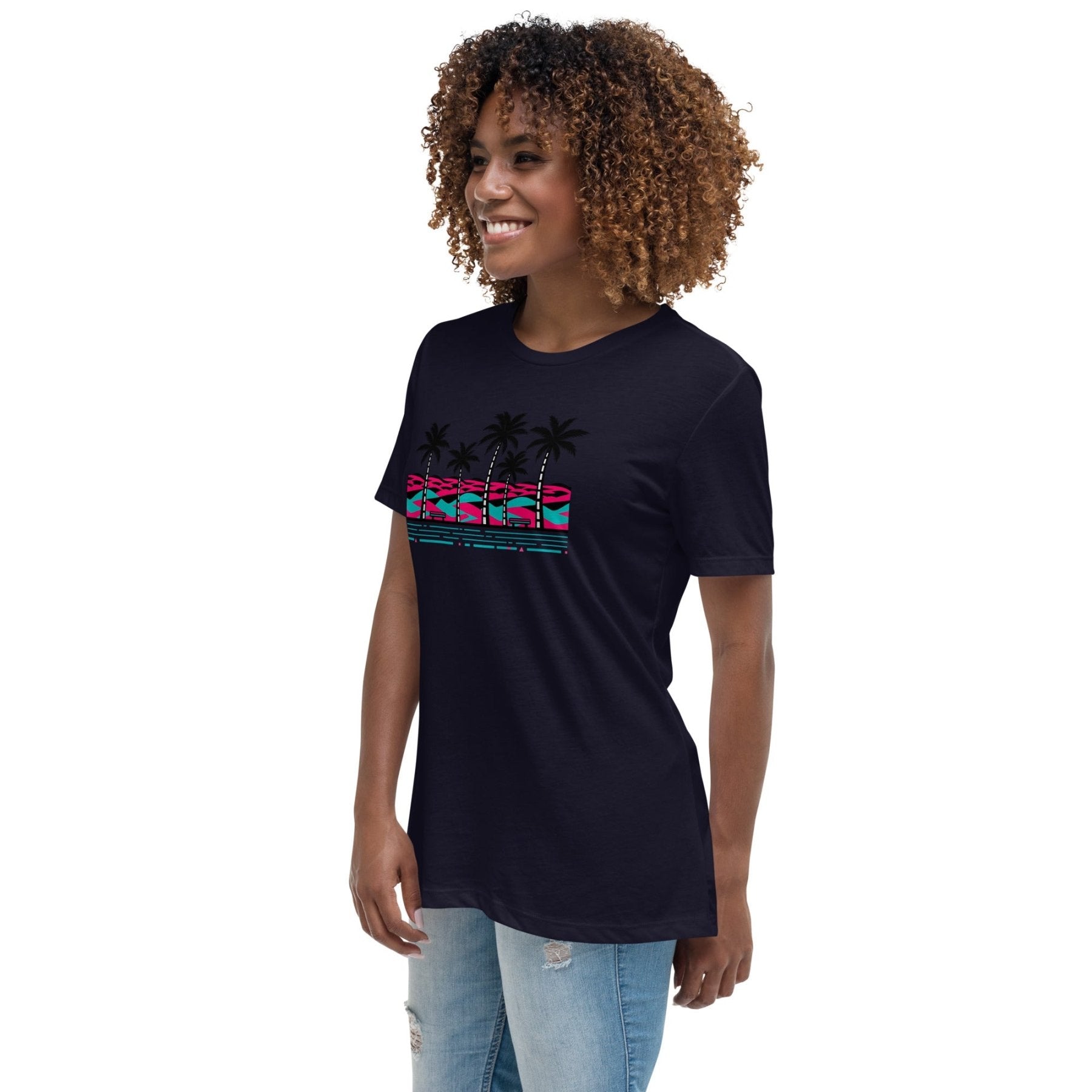 VFG Women's Relaxed T-Shirt - Vital glow fit