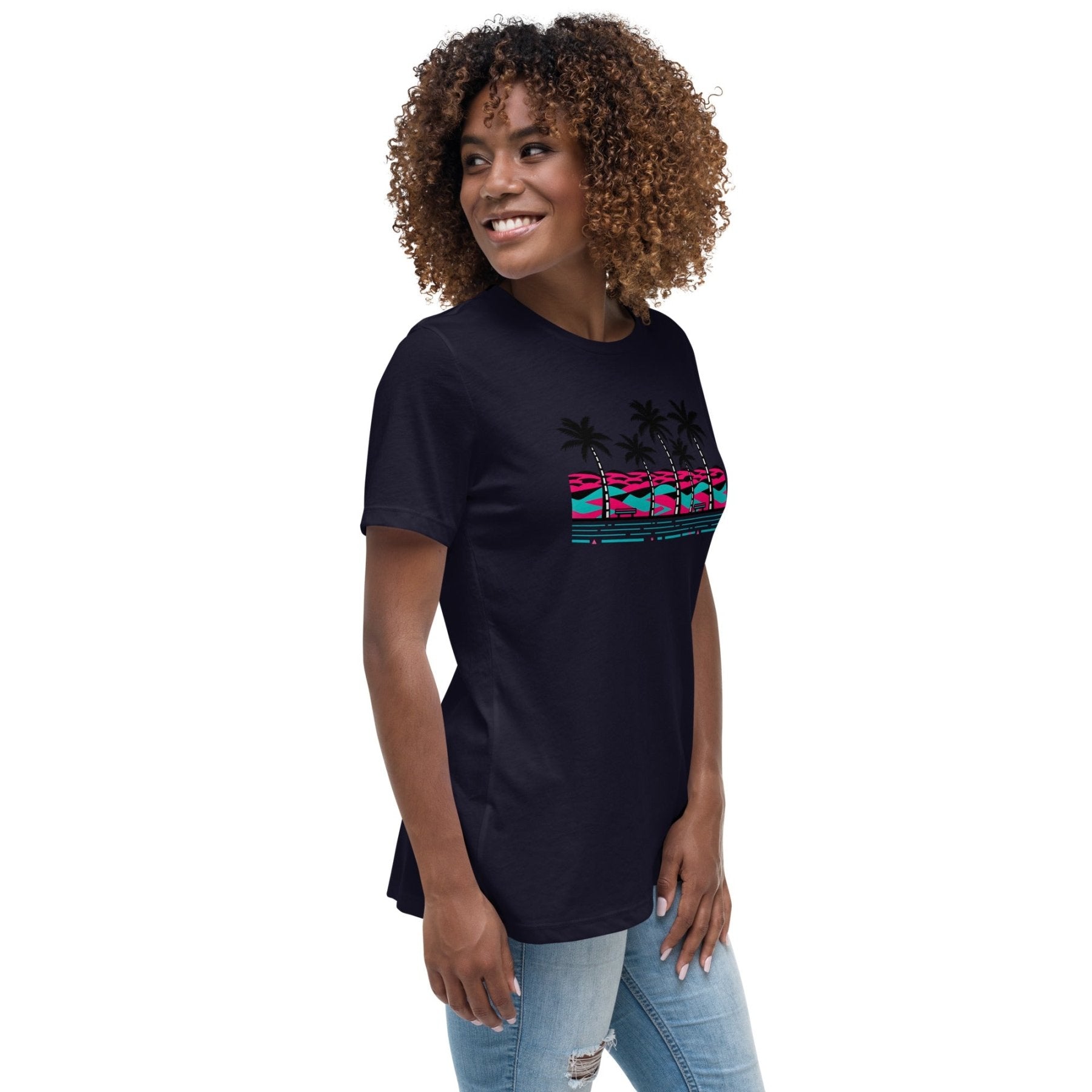 VFG Women's Relaxed T-Shirt - Vital glow fit